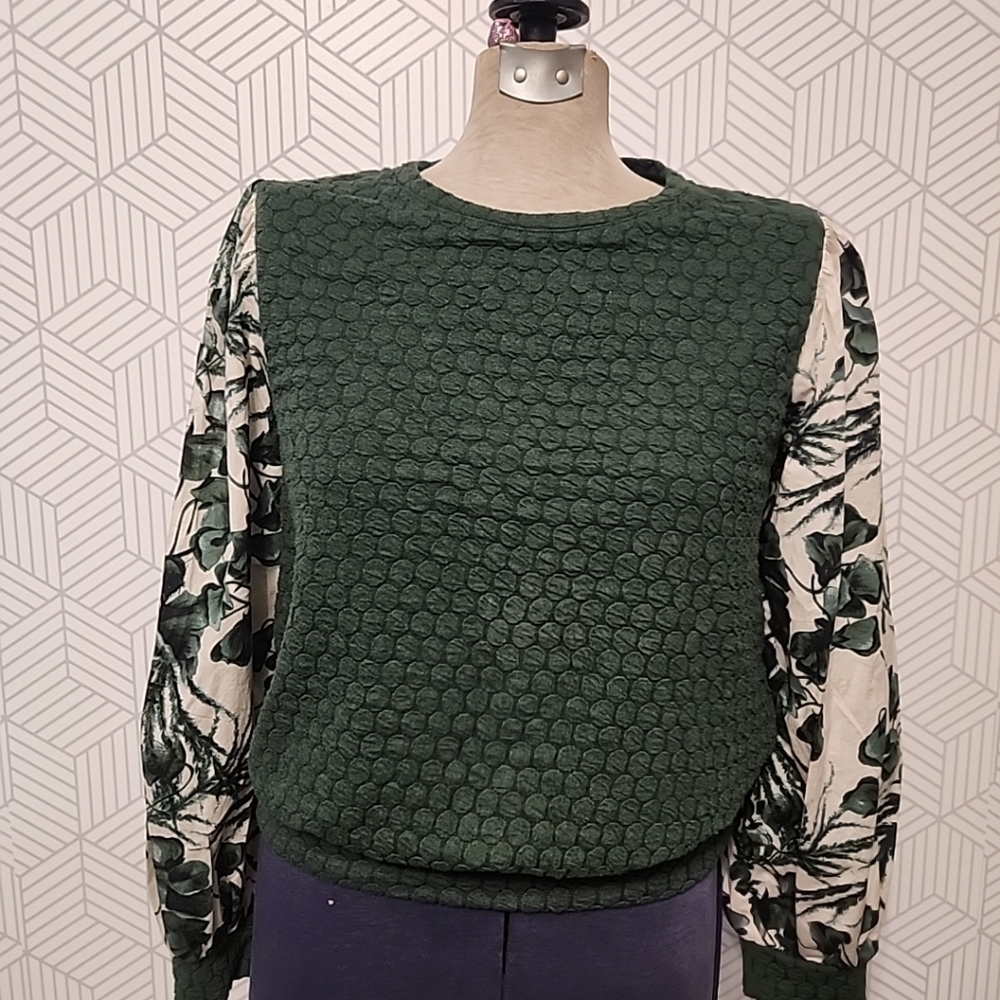 Porridge by Anthropologie Textured Sweatshirt Green Floral Women's Size Small - Picture 10 of 10